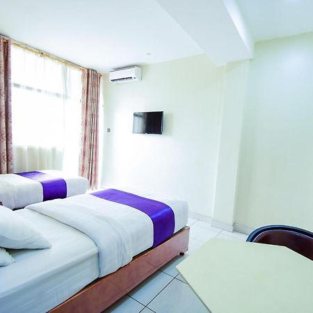Hotel Ok Кампала Экстерьер фото