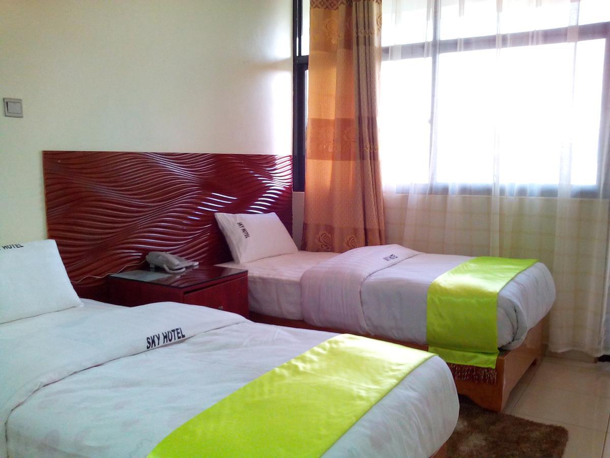 Hotel Ok Кампала Экстерьер фото