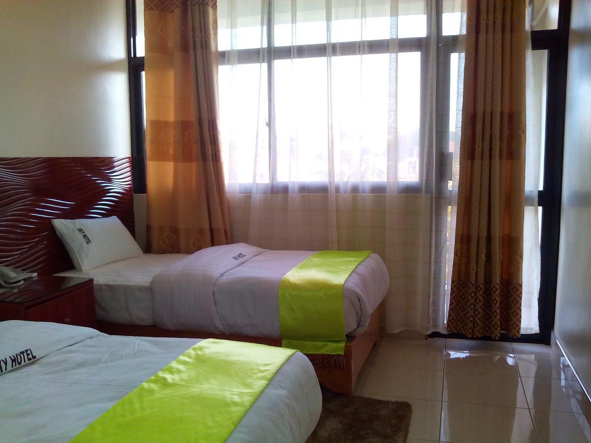 Hotel Ok Кампала Экстерьер фото