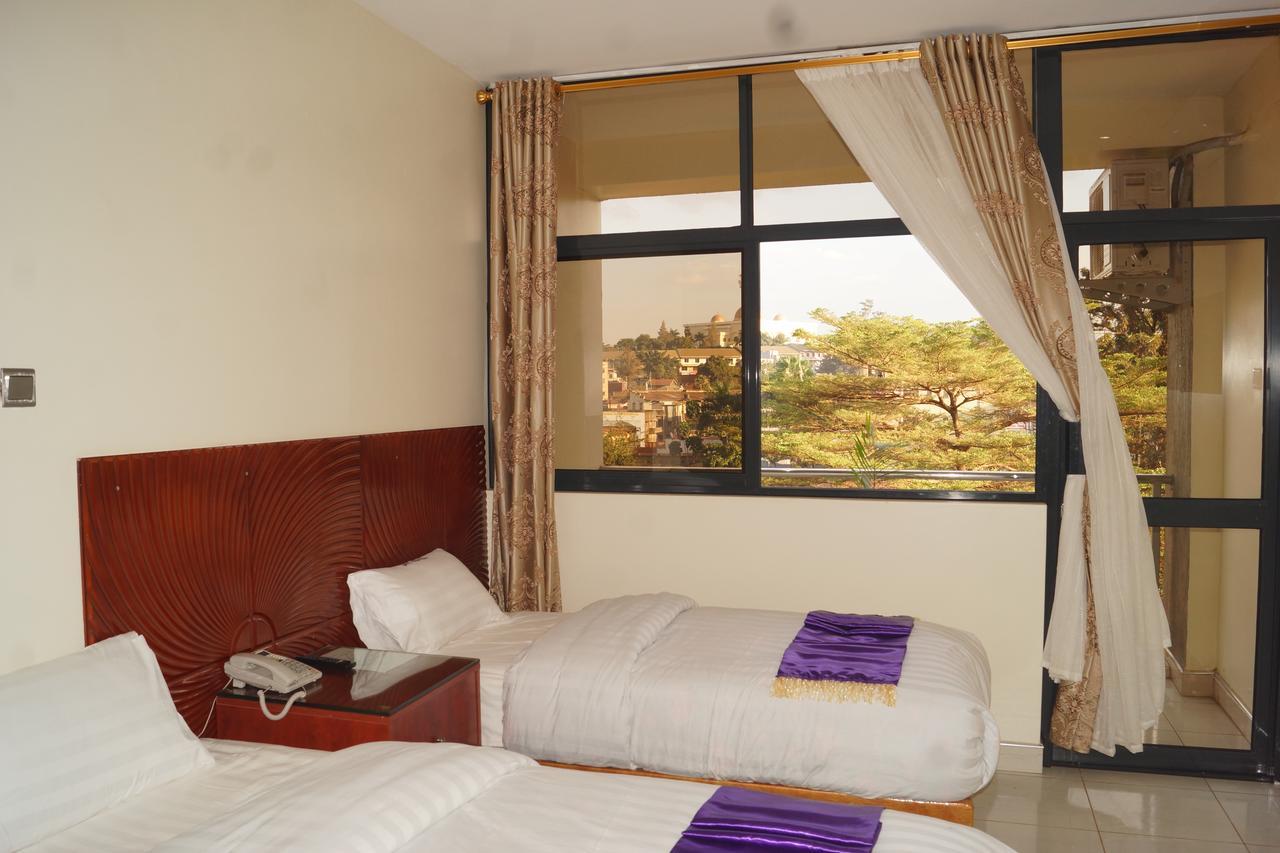 Hotel Ok Кампала Экстерьер фото