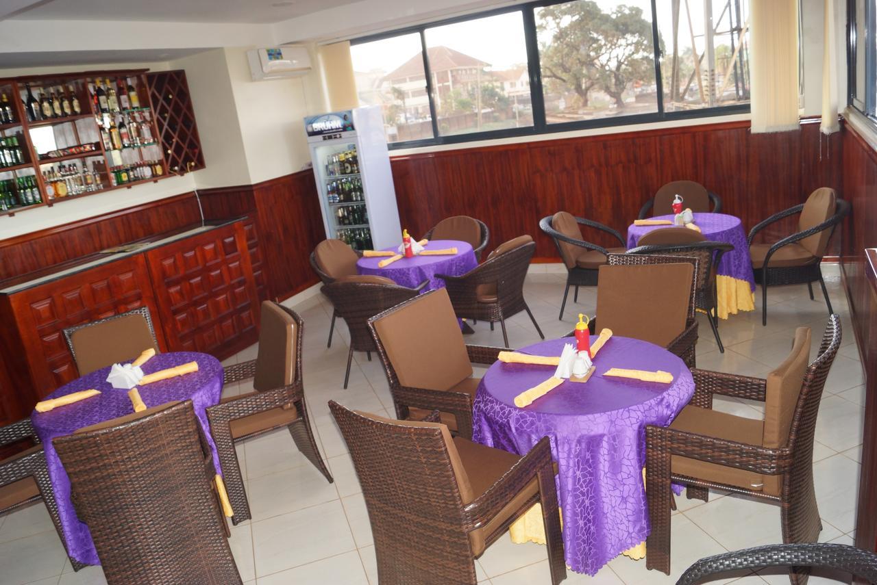 Hotel Ok Кампала Экстерьер фото