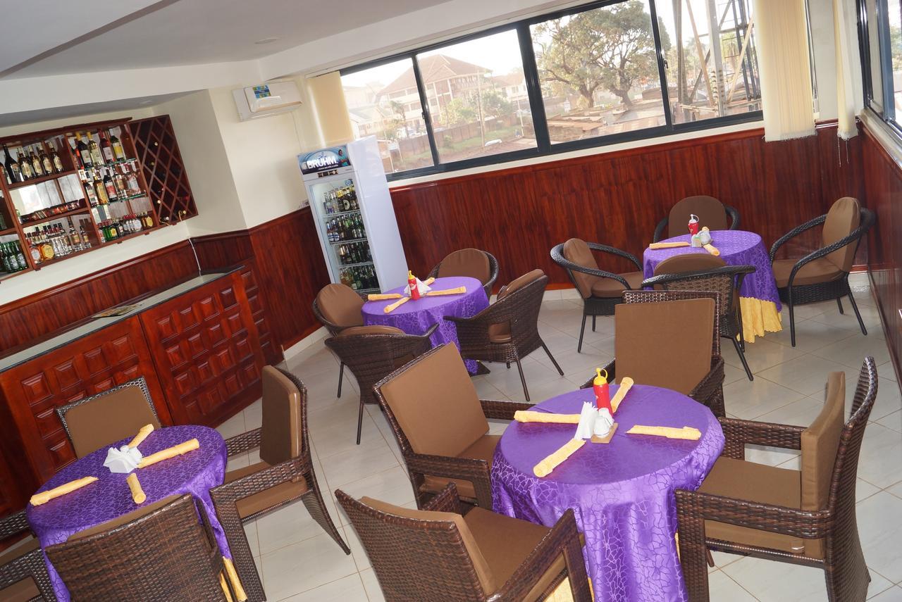 Hotel Ok Кампала Экстерьер фото
