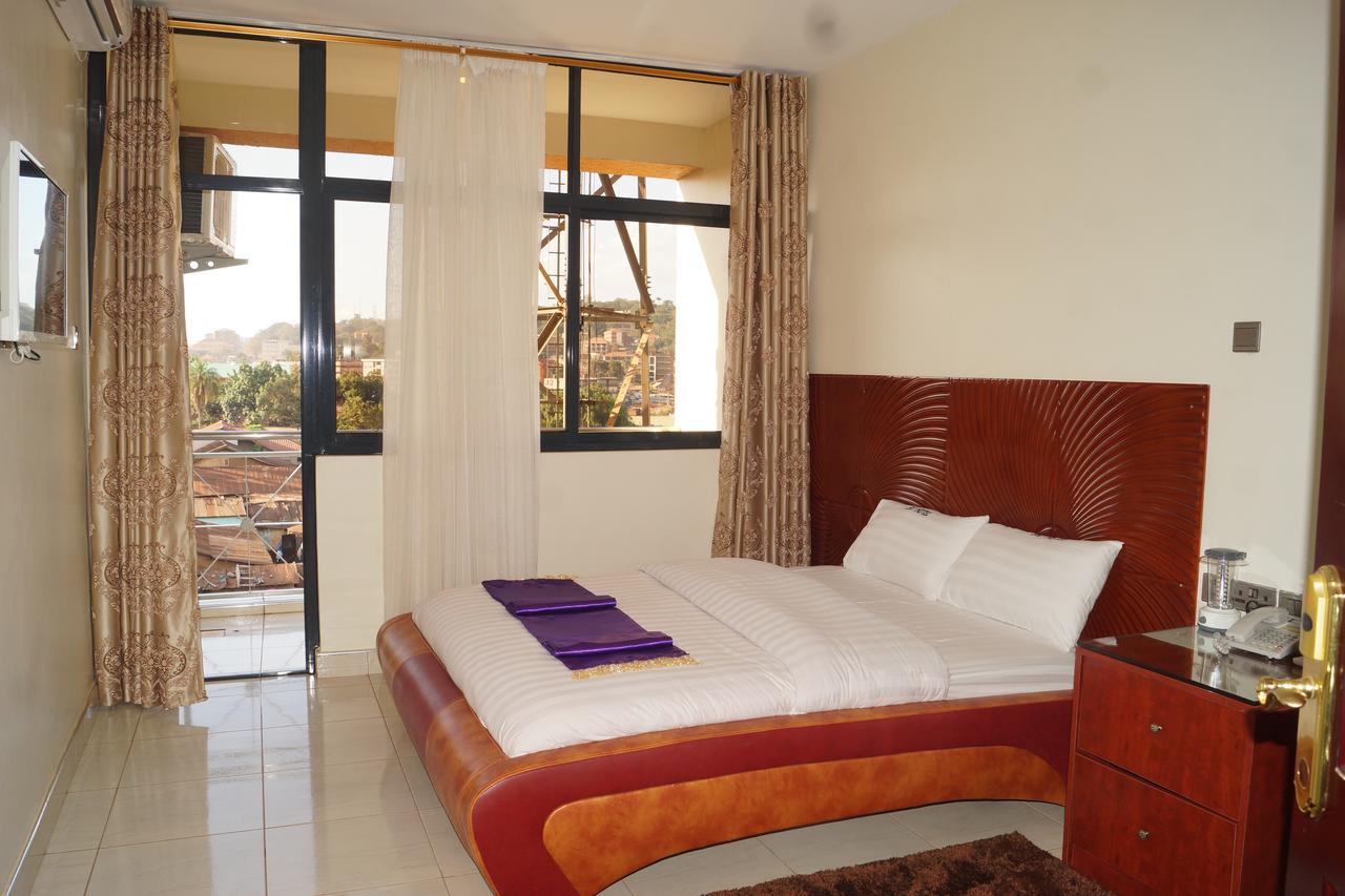 Hotel Ok Кампала Экстерьер фото