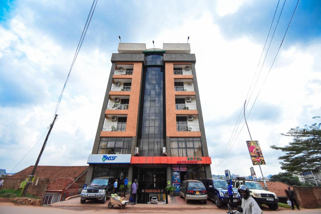 Hotel Ok Кампала Экстерьер фото