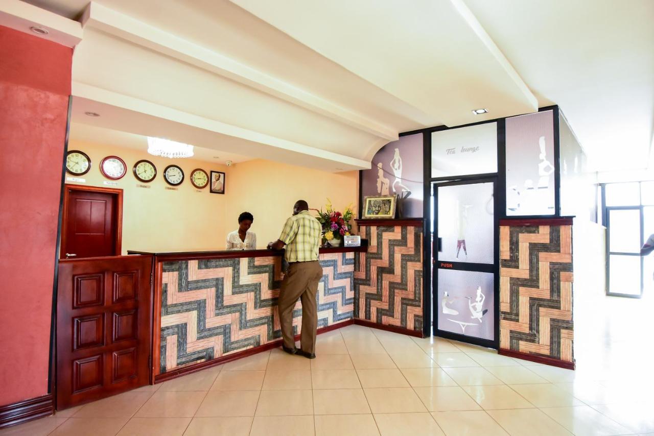 Hotel Ok Кампала Экстерьер фото